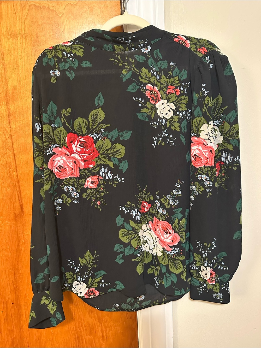 Loft Women's Black Floral Long-Sleeve Blouse -M